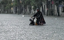 Thủ phủ tỉnh Bắc Giang lại ngập sâu sau mưa lớn