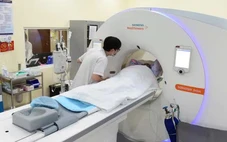Nhiều bệnh viện phía Nam ngừng chụp PET/CT: Cái 'áo cơ chế' làm khổ người bệnh