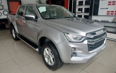 Tin tức giá xe: Isuzu D-Max dọn kho giảm giá tới 100 triệu, hợp 'dân cày' không quan trọng 'đẹp mã'