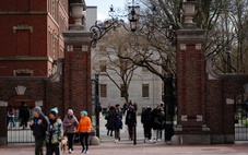 Xếp hạng tín nhiệm của Đại học Harvard vẫn vững trước áp lực từ chính quyền