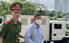 Cựu chủ tịch Quảng Ngãi khai dùng tiền nhận hối lộ từ ông chủ Phúc Sơn để xây nhà tình nghĩa