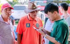 CĐV đi nghìn km cổ vũ CLB Đà Nẵng tránh rớt hạng