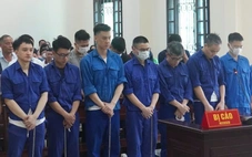 Hoãn phiên tòa xét xử 14 cựu cán bộ Hải quan Hải Phòng do luật sư vắng mặt
