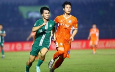 SHB Đà Nẵng - Trường Tươi Bình Phước (hết hiệp 1) 0-0: Tấn Trường bắt bóng 1 tay điệu nghệ