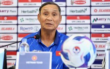 HLV Mai Đức Chung: 'Cầu thủ Việt kiều Nam Mi không đạt chuyên môn'