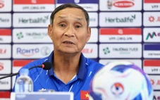 HLV Mai Đức Chung: 'Cầu thủ Việt kiều Nam Mi không đạt chuyên môn'