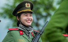 Chiến sĩ công an vượt nắng gắt, luyện diễu binh mừng 80 năm Ngày Quốc khánh