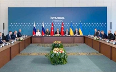 Triển vọng hòa bình Nga - Ukraine mù mịt