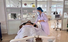 Ăn lẩu nấm lạ, 7 người ngộ độc, 1 người tổn thương gan, thận