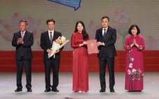Hà Nội công bố 126 Bí thư, Chủ tịch UBND các xã phường mới sau sắp xếp