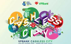VPBank tặng quà trị giá lên tới hơn 10 tỉ đồng ở Ngày không tiền mặt 2025