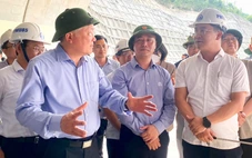 Phó thủ tướng Nguyễn Hòa Bình kiểm tra cao tốc Quy Nhơn - Chí Thạnh
