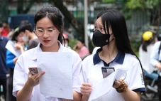 Trường đại học đột ngột bỏ khối C, Bộ Giáo dục 'tuýt còi'