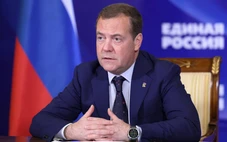 Ông Medvedev: Tiến công mạnh hơn để các bên hiểu vị thế Nga trên bàn đàm phán