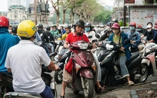 Chủ tịch Hà Nội: Sẽ tiếp tục kế hoạch hạn chế xe máy tại 4 quận nội đô