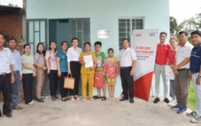 INSEE Việt Nam bàn giao nhà Đại đoàn kết tại Kiên Giang