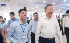 Tổng Bí thư Tô Lâm kiểm tra thực tế tại xã phường ở Hà Nội trong ngày đầu vận hành chính quyền 2 cấp