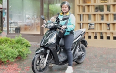 Nữ tài xế Xanh SM Bike: 'Kiếm được 22,5 triệu/tháng, nghỉ 3 tiếng/ngày, nhàn hơn chạy xe xăng'