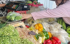 Hàng trăm kg hoa chuối ngâm với hàn the, cơ thể nhiễm độc hồi nào không biết
