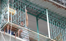 Hơn 100 hộ dân ở cư xá Thanh Đa đã tháo dỡ 'chuồng cọp' sau khi được vận động