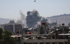 Israel liên tục không kích trụ sở Bộ Quốc phòng Syria