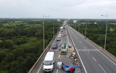 Hàng ngàn xe nhích từng chút trên Cao tốc TP.HCM - Long Thành - Dầu Giây
