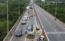 Ùn ứ liên hoàn do chặn cao tốc TP.HCM - Long Thành - Dầu Giây, đóng đường DT 743
