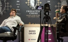 Carlsen bị loại khỏi cuộc đua vô địch Freestyle Chess ngay ngày mở màn