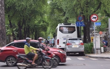 Nghiên cứu lắp đặt thêm camera giám sát, xử phạt lấn chiếm lòng đường, vỉa hè ở TP.HCM