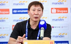 HLV Kim Sang Sik: Đội có sự cân bằng trong phòng ngự và tấn công
