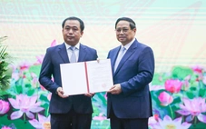 Thủ tướng trao quyết định giao quyền Bộ trưởng Bộ Nông nghiệp và Môi trường cho ông Trần Đức Thắng