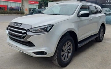 Tin tức giá xe: Isuzu mu-X giảm tới 124 triệu, giá thực tế cạnh tranh cả Mazda CX-5