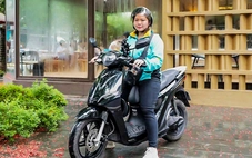 Nữ tài xế Xanh SM Bike: 'Kiếm được 22,5 triệu/tháng, nghỉ 3 tiếng/ngày, nhàn hơn chạy xe xăng'