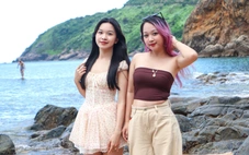 Băng rừng đến với bãi biển đẹp như tranh ở Đà Nẵng