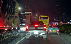 Đóng lối vào cao tốc TP.HCM - Long Thành - Dầu Giây, quốc lộ 1 kẹt cứng hơn 10km