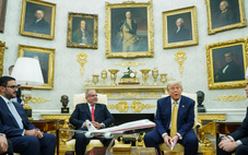 Phòng Bầu Dục thời ông Trump được dát vàng lộng lẫy