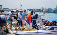 Tàu thuyền du lịch Nha Trang hoạt động ra sao để đảm bảo an toàn cho du khách?