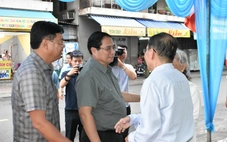 Thủ tướng Phạm Minh Chính thăm, tặng quà nhiều gia đình thương binh ở An Giang