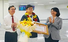 Nam sinh giành huy chương bạc toán quốc tế kể 540 phút 'cân não' làm bài thi