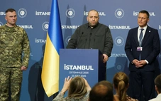 Tin tức thế giới 24-7: Ukraine đề xuất cuộc gặp Putin - Zelensky; Hải quân Iran đối đầu tàu chiến Mỹ