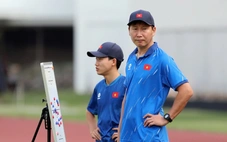HLV Kim Sang Sik đã thôi thấp thỏm