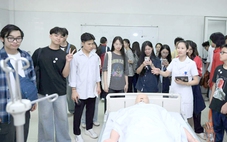 Khi IELTS 'khuynh đảo' tuyển sinh y khoa