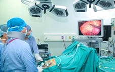 Phát hiện mắc cùng lúc 2 loại ung thư sau 3 tháng sụt cân nhanh