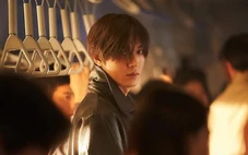Toàn trí độc giả của Lee Min Ho bị ném đá dữ dội vì phá nát nguyên tác