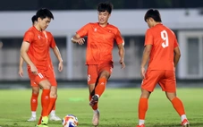 U23 Việt Nam tập tối, rèn chiến thuật để thắng Indonesia