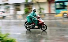Thời tiết hôm nay 30-7: Bắc Bộ nắng nóng gần 40 độ C, Nam Bộ mưa rào