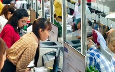 Bà Điểm - xã đông dân bậc nhất TP.HCM: 2 ngày sau sáp nhập đã giải quyết hơn 600 hồ sơ