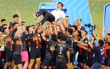 V-League mùa mới 2025 - 2026: HLV có bằng Pro mới giữ được ghế