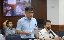 Mỗi ngày 10 chuyến xe đưa đón cán bộ ở xa tới TP.HCM làm việc