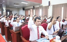 Vĩnh Long chi hơn 230 tỉ đồng hỗ trợ cán bộ đi làm xa nhà
